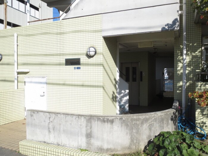 グレースコート山手町の物件外観写真