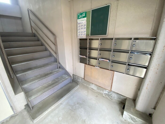 コ－ラル・コ－ポの物件外観写真