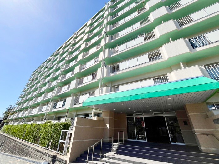 パレス朝霧ヶ丘（３０５）の物件外観写真