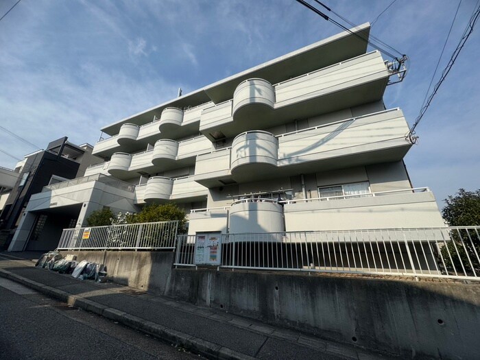 フェアリッチフィ－ルドの物件外観写真