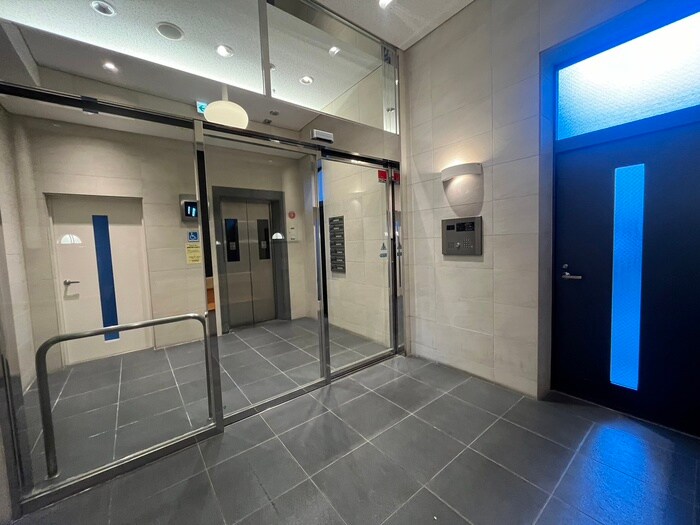 グランルージュ谷町六丁目の物件外観写真