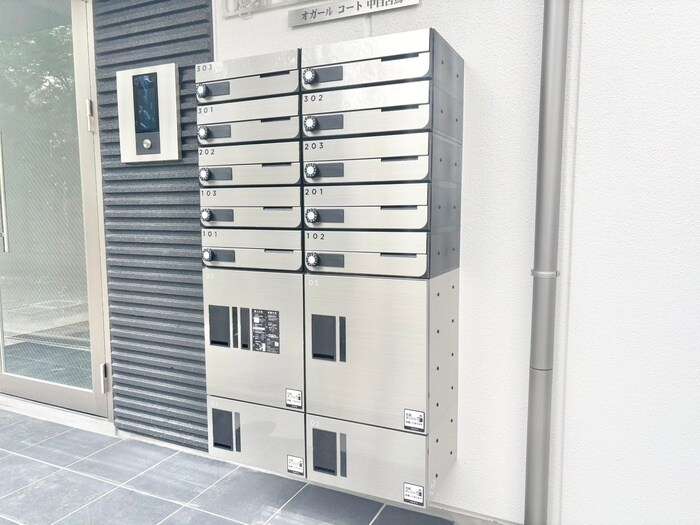 オガールコートナカモズの物件外観写真