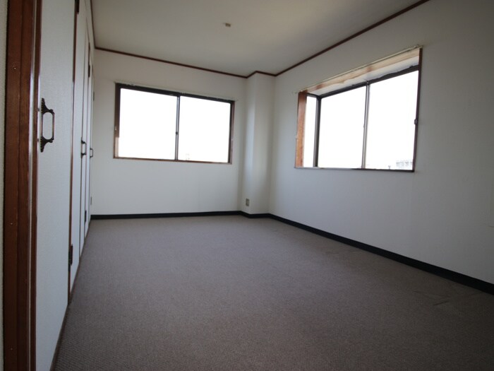 山手マンションの物件内観写真