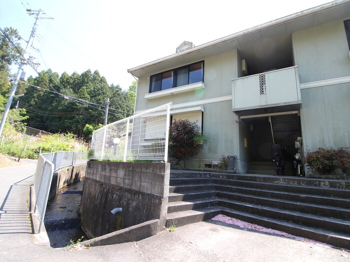 メゾンルミエールの物件外観写真