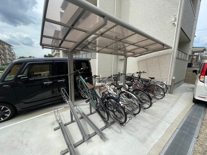 クリエオーレ藤阪東町の物件外観写真