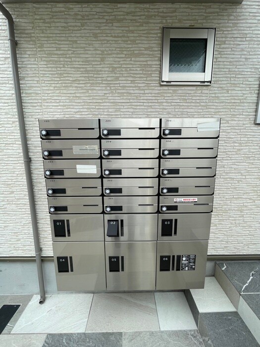 クリエオーレ藤阪東町の物件外観写真