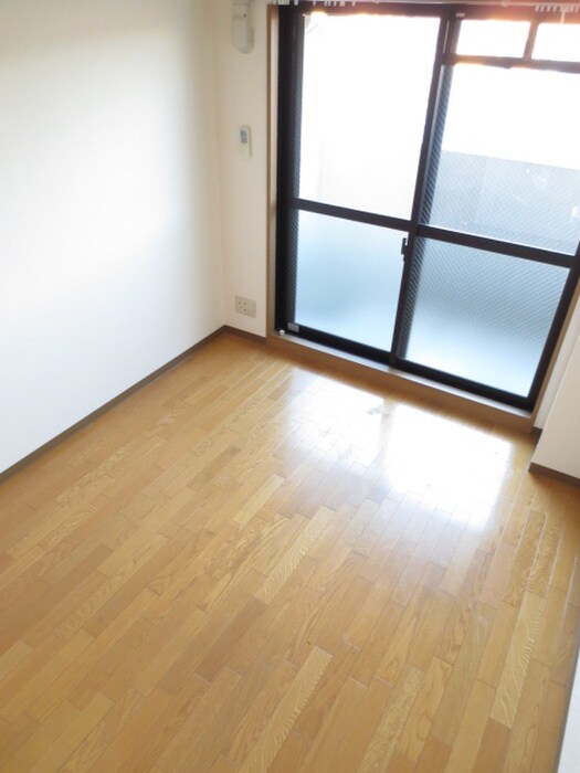 エスリ－ド四条河原町(1008)の物件内観写真