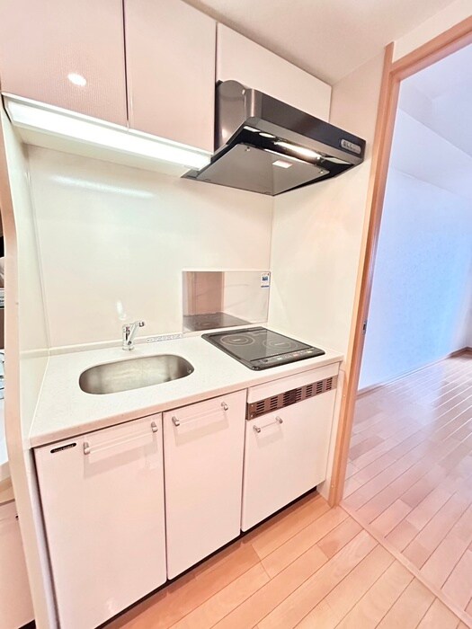 ﾌﾟﾚｻﾝｽ京都四条烏丸ｸﾛｽ(１０３)の物件内観写真