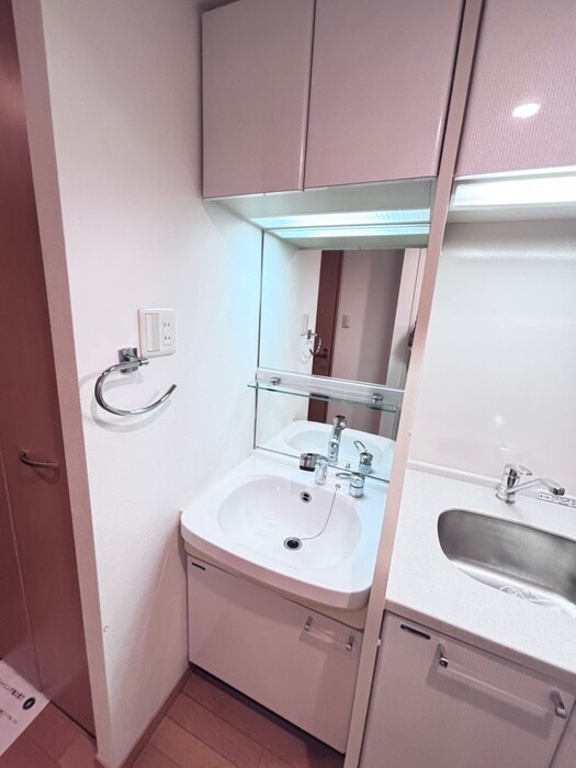 ﾌﾟﾚｻﾝｽ京都四条烏丸ｸﾛｽ(１０３)の物件内観写真