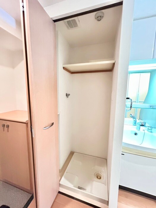 ﾌﾟﾚｻﾝｽ京都四条烏丸ｸﾛｽ(１０３)の物件内観写真