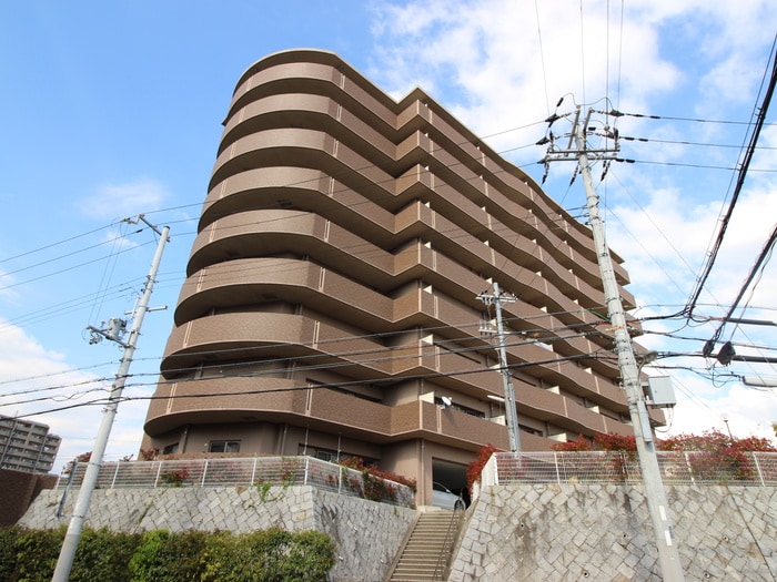 フォ－ラム城ヶ岡参番館の物件外観写真