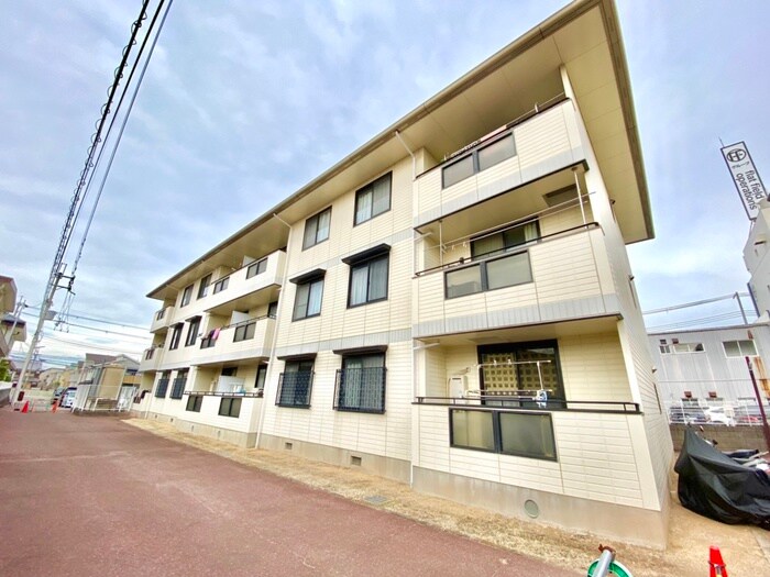 グッドライフ２１の物件外観写真