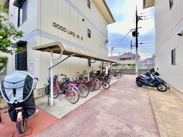 グッドライフ２１の物件外観写真