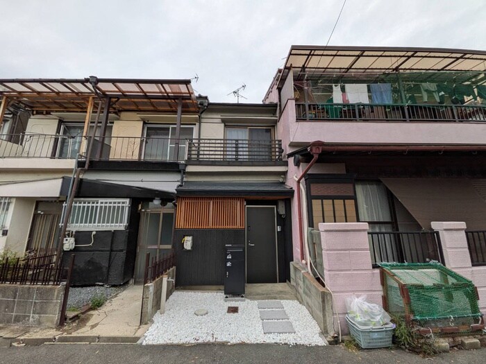 スイーティアソロ松原01の物件外観写真