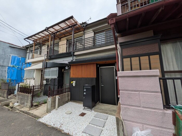 スイーティアソロ松原01の物件外観写真