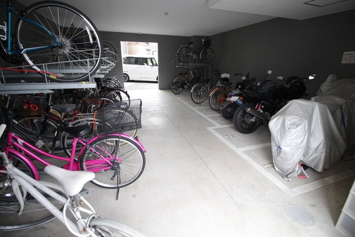 ﾌｧｰｽﾄｽﾃｰｼﾞ北大阪ﾚｼﾞﾃﾞﾝｽ（402）の物件外観写真