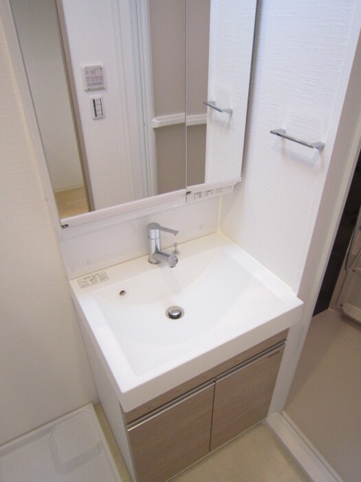 ﾌｧｰｽﾄｽﾃｰｼﾞ北大阪ﾚｼﾞﾃﾞﾝｽ（402）の物件内観写真