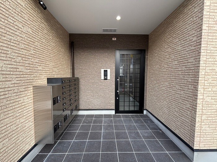 H-maison衣摺Ⅱの物件外観写真