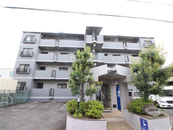 スヴァーネ東山本の物件外観写真