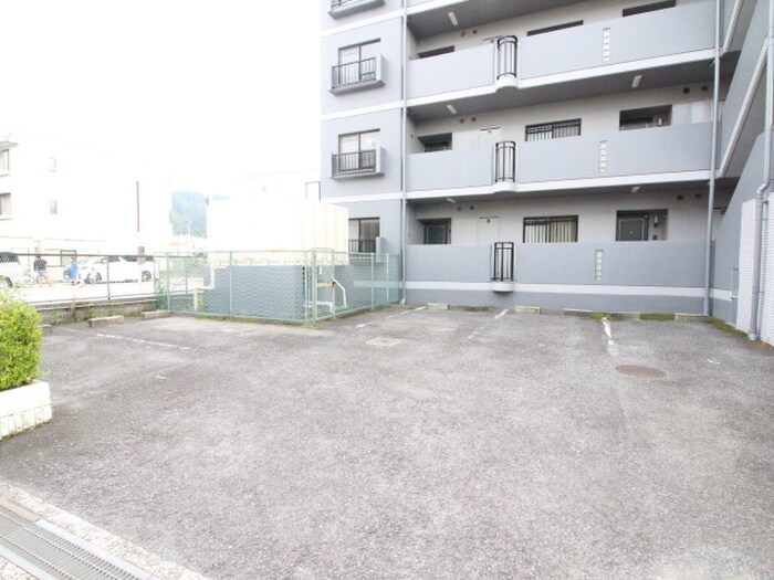 スヴァーネ東山本の物件外観写真