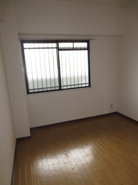 スヴァーネ東山本の物件内観写真