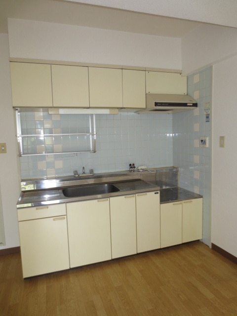 スヴァーネ東山本の物件内観写真