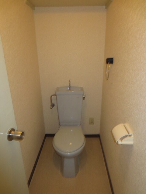 スヴァーネ東山本の物件内観写真