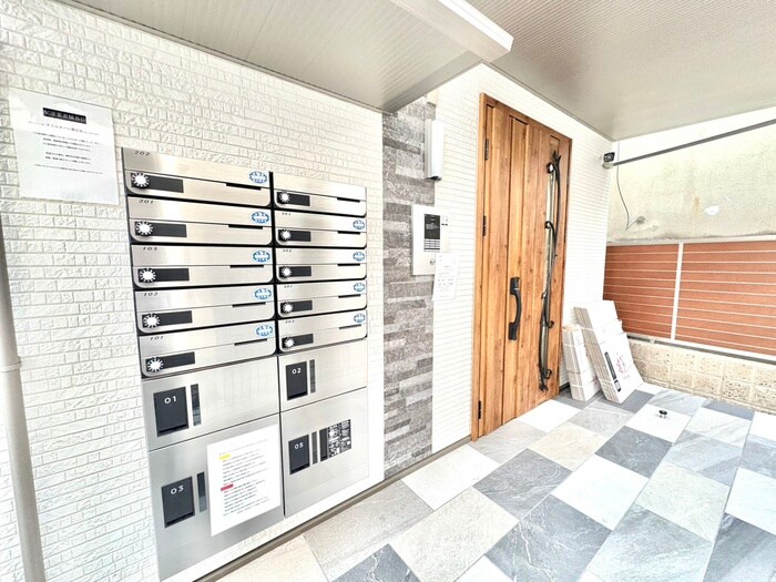 クリエオーレ菱江Ⅲの物件外観写真