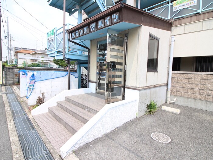 ハミングハイツの物件外観写真