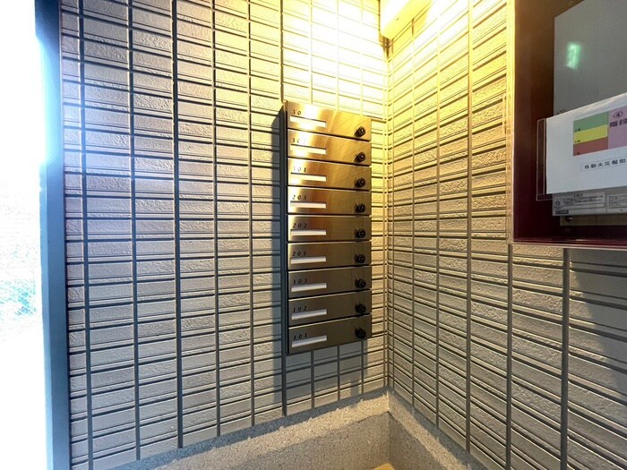 ファミーユ深井の物件外観写真