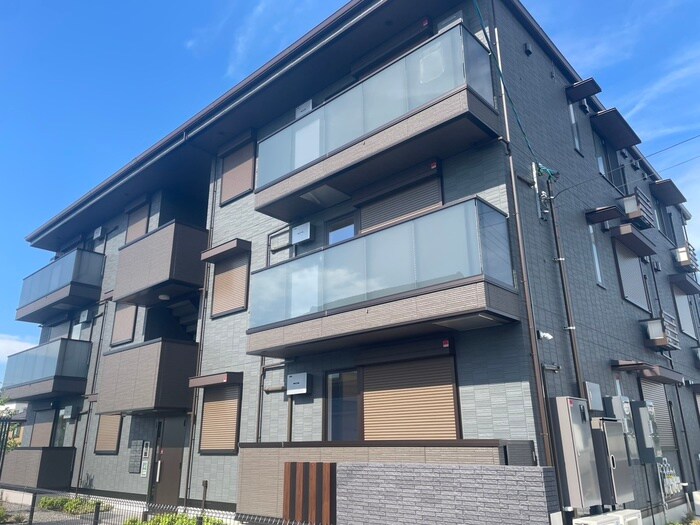 グランヴェールⅥの物件外観写真