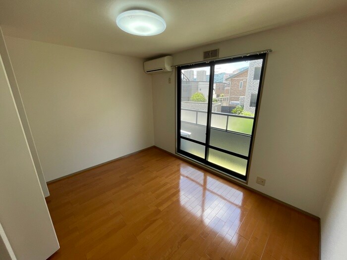 ハビタットセレッソⅣの物件内観写真