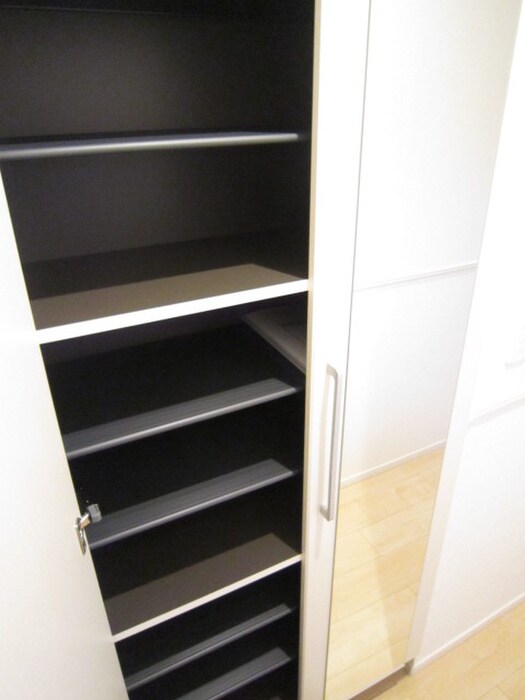 アクティブ・スクエアAの物件内観写真