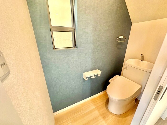 離宮前町1丁目貸家の物件内観写真