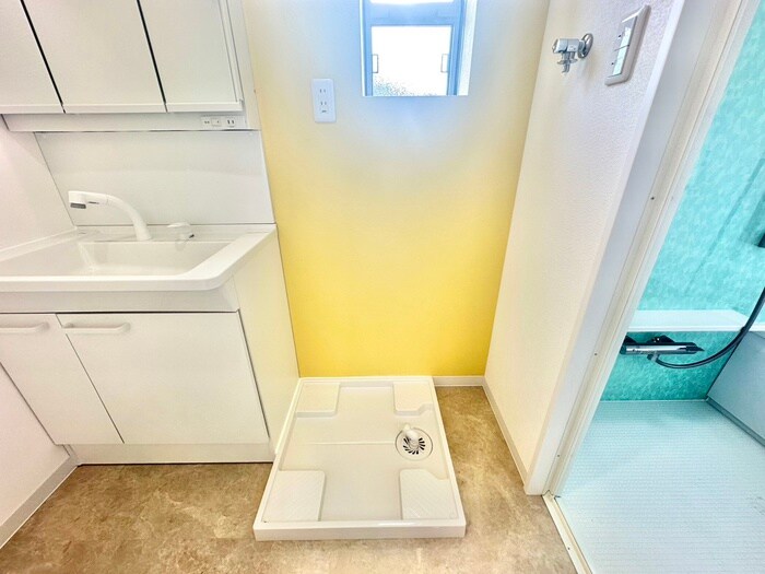 離宮前町1丁目貸家の物件内観写真