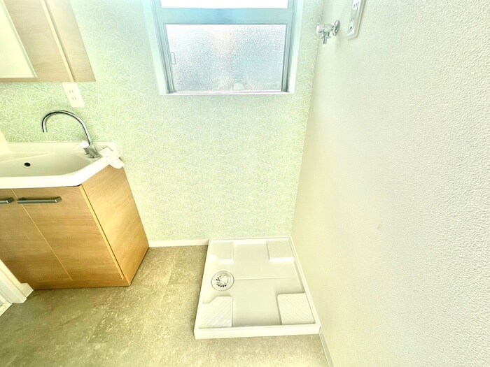 離宮前町1丁目貸家の物件内観写真