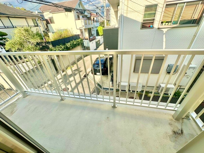 離宮前町1丁目貸家の物件内観写真