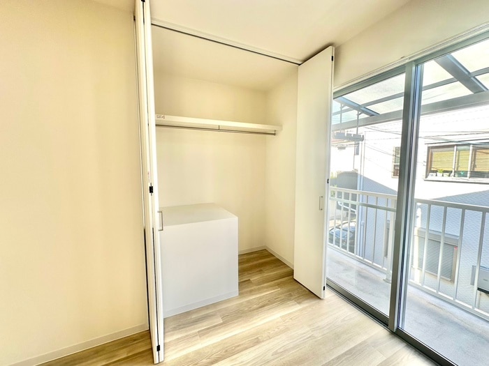 離宮前町1丁目貸家の物件内観写真