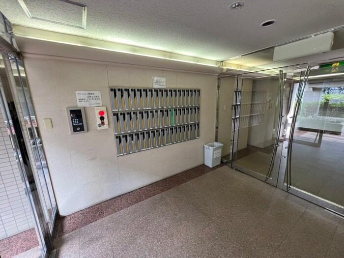 リーガル弁天町(503)の物件外観写真