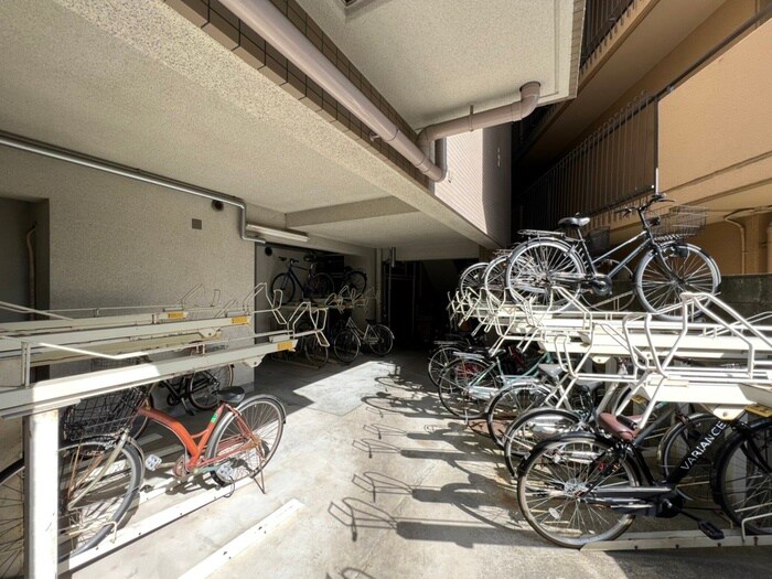 リーガル弁天町(503)の物件外観写真