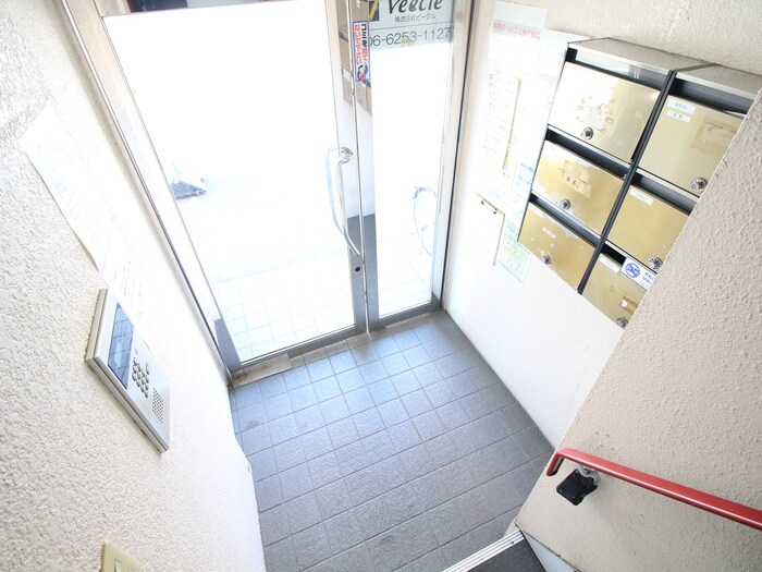 パ－ルハイム針中野の物件外観写真