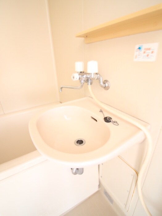 メゾンファミールA棟の物件内観写真