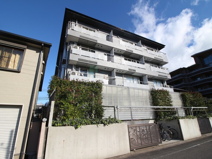 クリヨン岡崎の物件外観写真