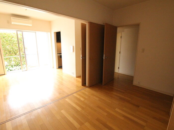 クリヨン岡崎の物件内観写真