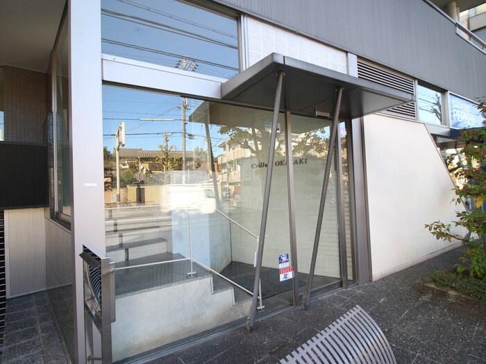 クリヨン岡崎の物件外観写真