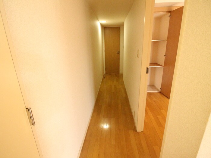 クリヨン岡崎の物件内観写真