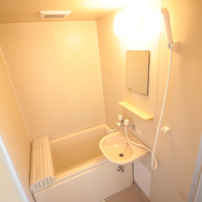 メゾンファミールB棟の物件内観写真