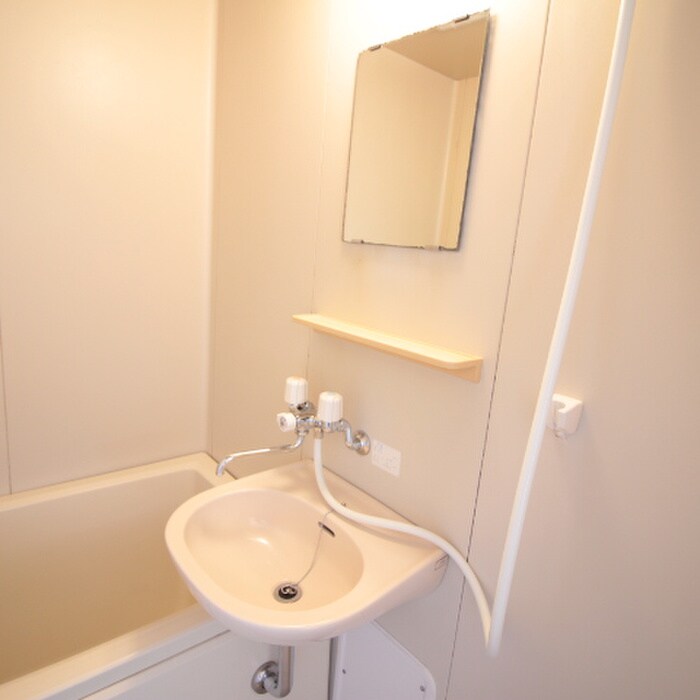 メゾンファミールB棟の物件内観写真