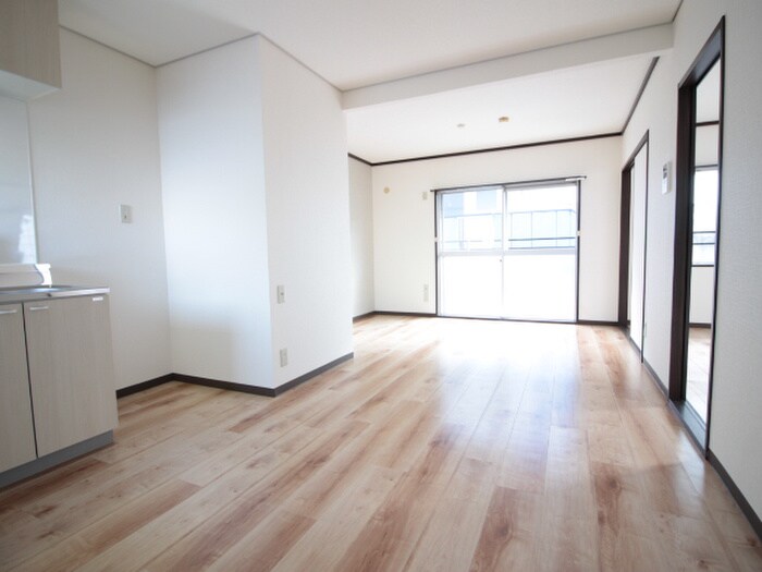 メゾンファミールB棟の物件内観写真