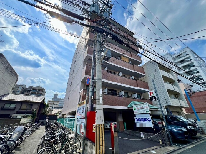 ヴィラ・フローリアンの物件外観写真